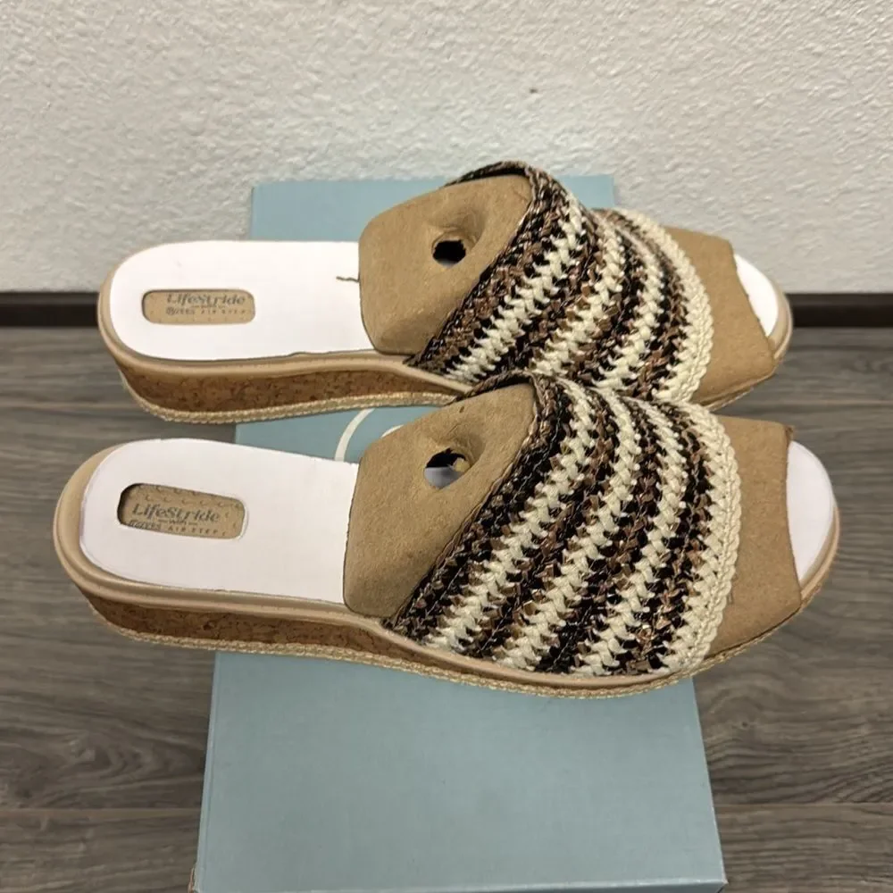 Bzees Breezy Wedge Sandal (WIDE)